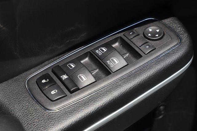used 2023 Chrysler 300 car, priced at $24,826