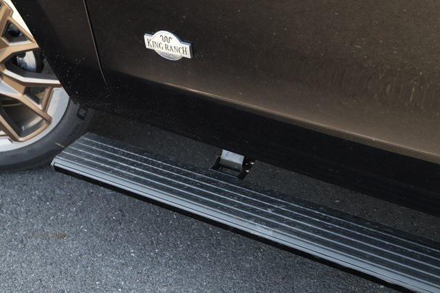new 2025 Ford Expedition car, priced at $83,999