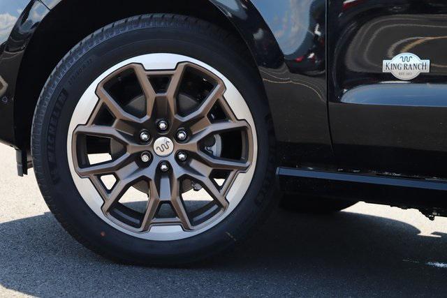 new 2025 Ford Expedition car, priced at $83,999