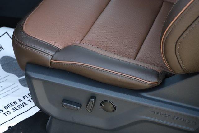 new 2025 Ford Expedition car, priced at $83,999