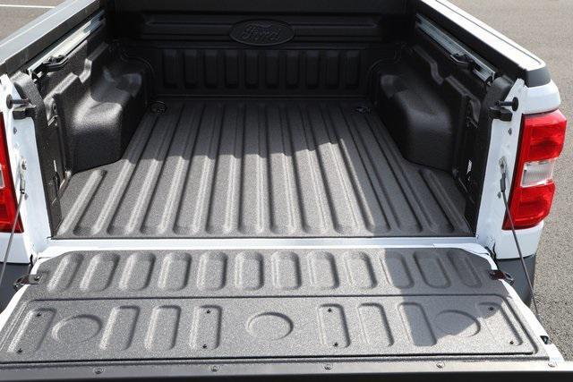 new 2025 Ford Maverick car, priced at $29,999