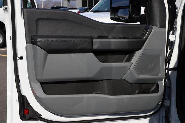 new 2025 Ford F-250 car, priced at $59,985