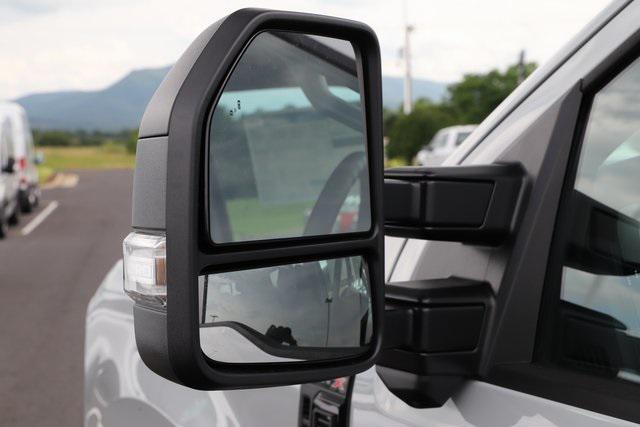 new 2025 Ford F-250 car, priced at $60,895