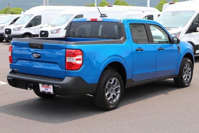new 2025 Ford Maverick car, priced at $35,070