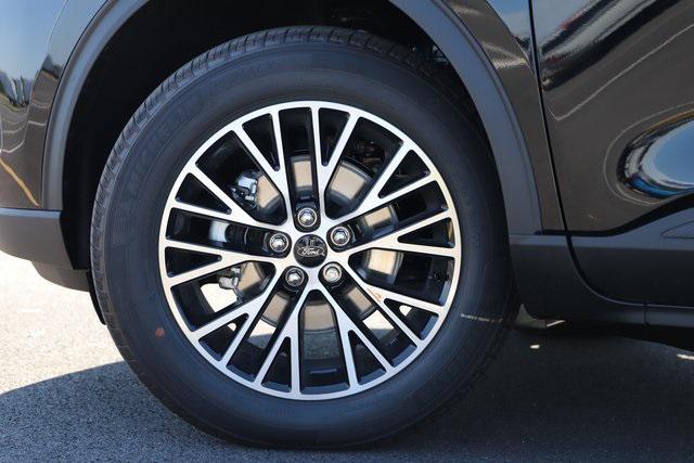 new 2025 Ford Escape PHEV car, priced at $31,999