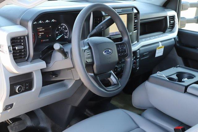 new 2025 Ford F-450 car, priced at $78,950