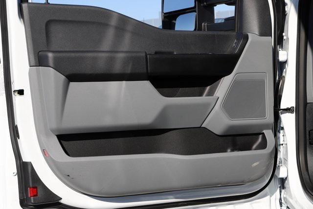 new 2025 Ford F-450 car, priced at $78,950