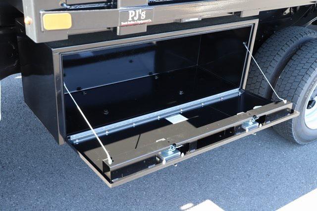 new 2025 Ford F-450 car, priced at $78,950