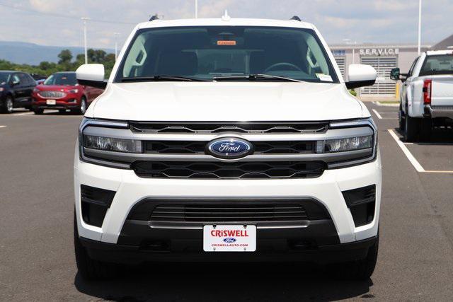 new 2024 Ford Expedition car, priced at $65,998