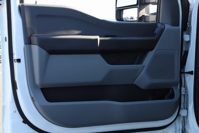 new 2025 Ford F-350 car, priced at $73,409