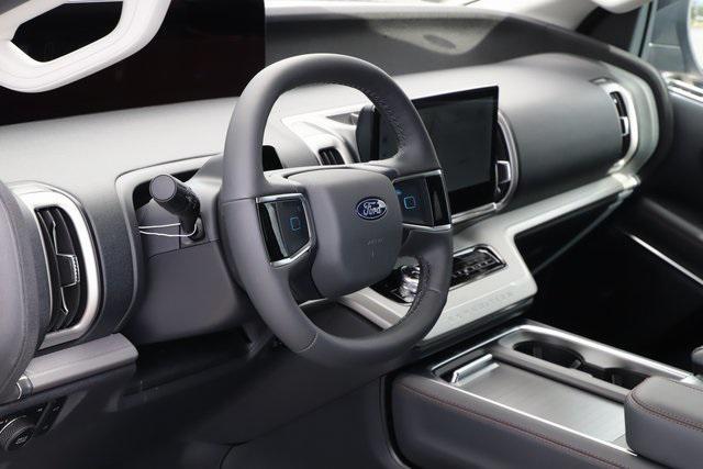 new 2025 Ford Expedition Max car, priced at $73,499