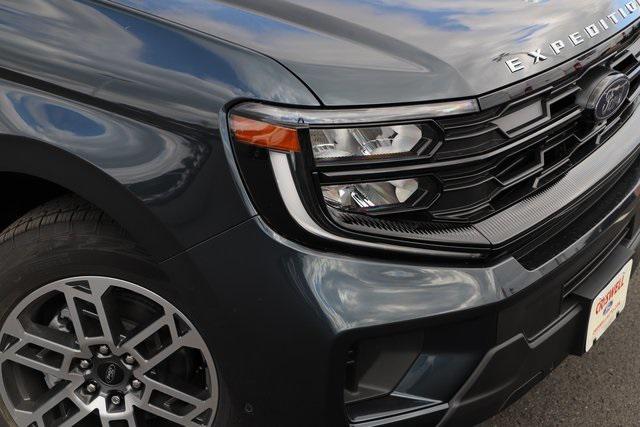 new 2025 Ford Expedition Max car, priced at $73,499