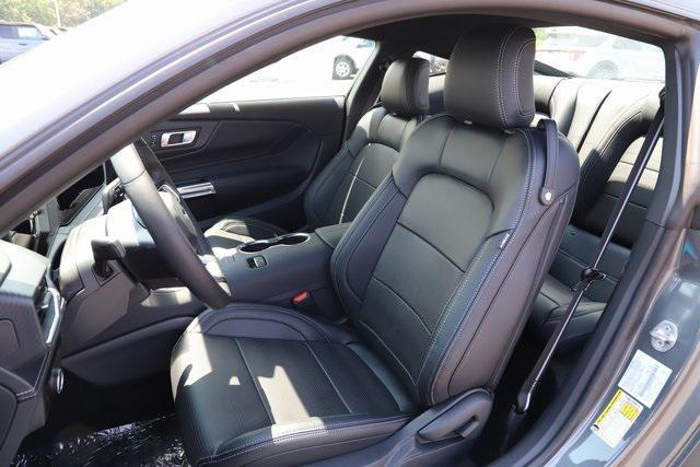 new 2025 Ford Mustang car, priced at $39,999