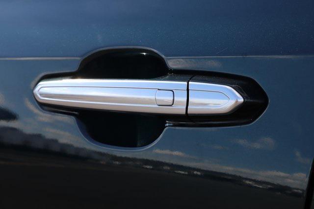 used 2024 Cadillac XT4 car, priced at $34,967