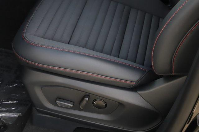 new 2025 Ford Explorer car, priced at $46,599