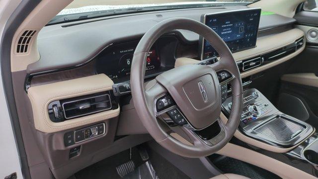 used 2022 Lincoln Nautilus car, priced at $40,040