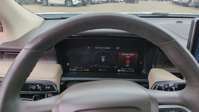 used 2022 Lincoln Nautilus car, priced at $40,040