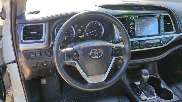 used 2019 Toyota Highlander car, priced at $27,106