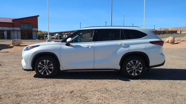 used 2021 Toyota Highlander car, priced at $28,993