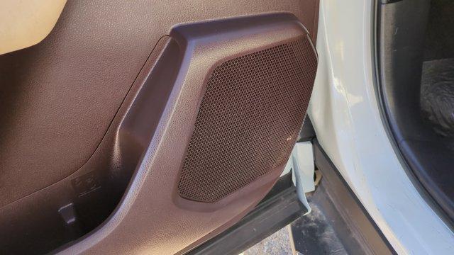 used 2021 Toyota Highlander car, priced at $28,993