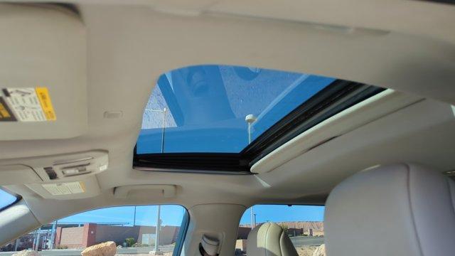 used 2021 Toyota Highlander car, priced at $28,993