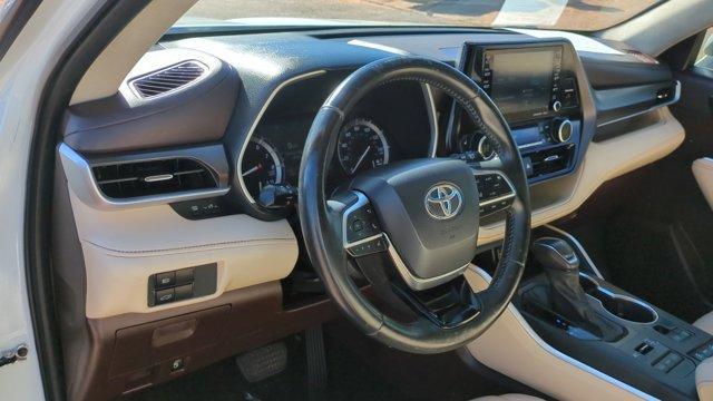 used 2021 Toyota Highlander car, priced at $28,993