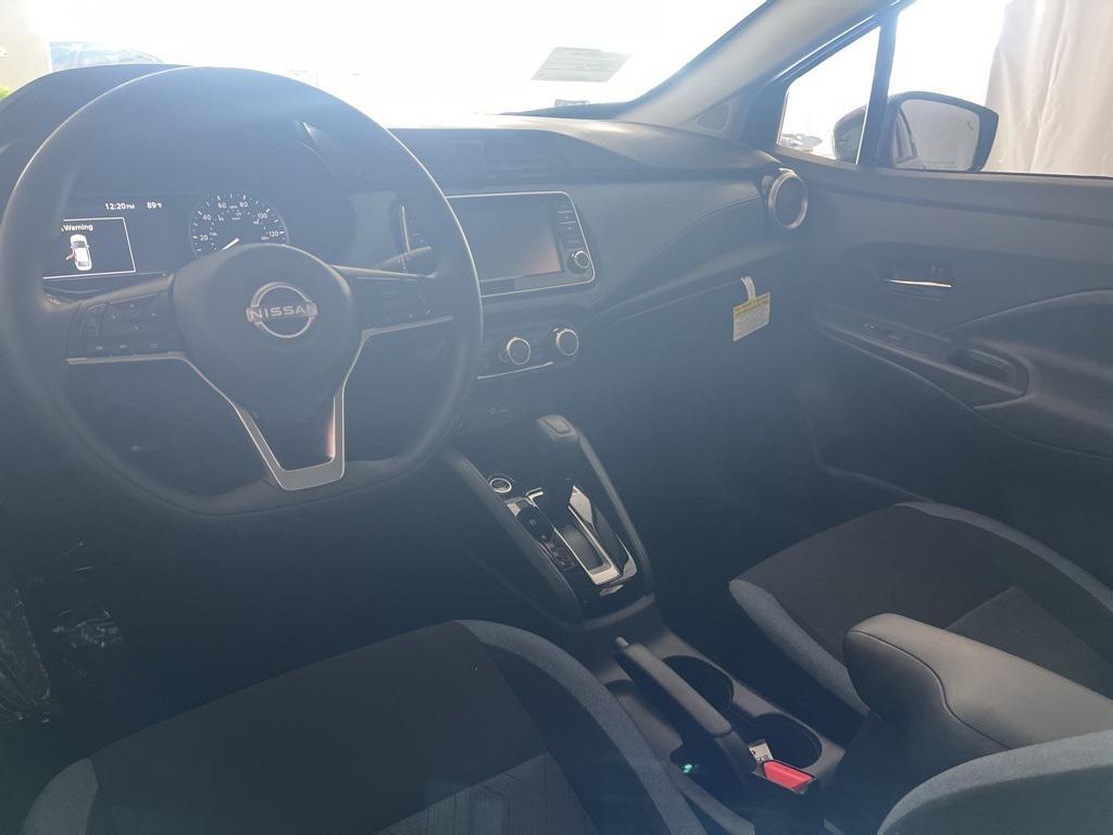 new 2025 Nissan Versa car