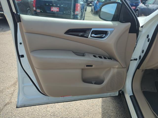 used 2015 Nissan Pathfinder car, priced at $7,498