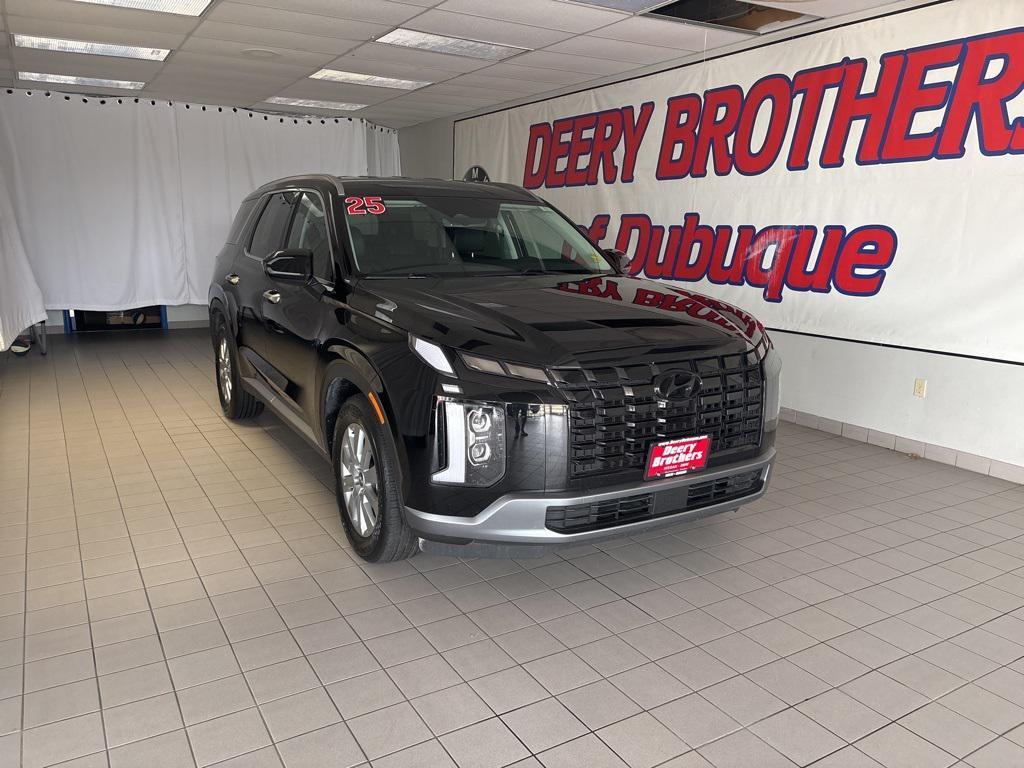 used 2025 Hyundai Palisade car, priced at $35,803