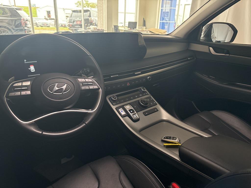 used 2025 Hyundai Palisade car, priced at $35,803