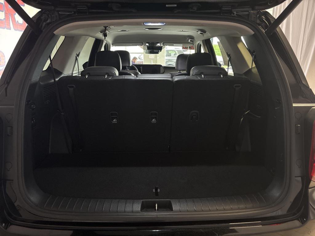 used 2025 Hyundai Palisade car, priced at $35,803