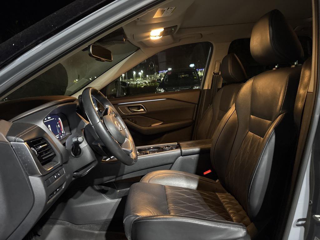used 2023 Nissan Rogue car, priced at $24,404