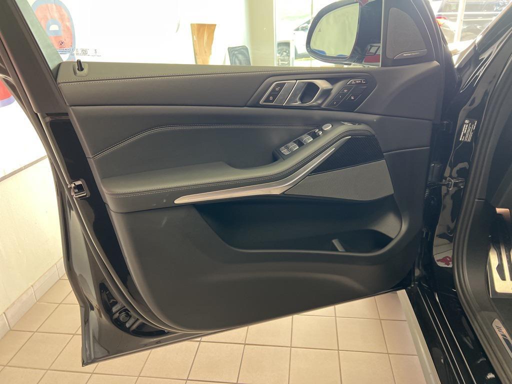 used 2025 BMW X7 car, priced at $98,964
