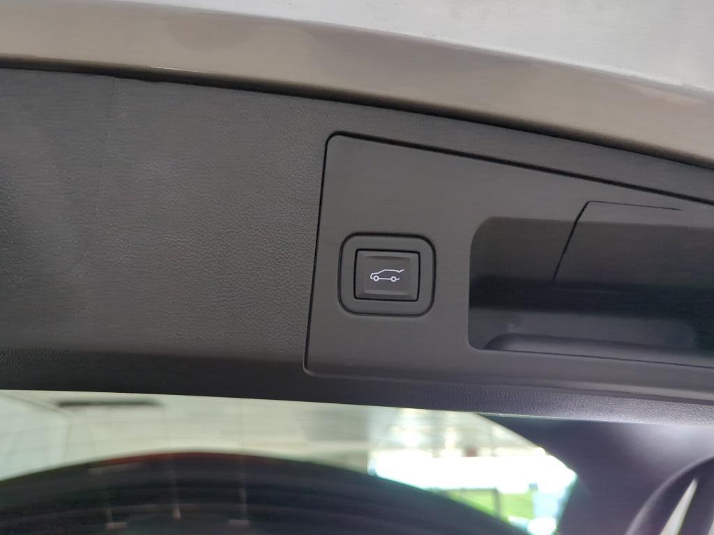 used 2024 Cadillac XT4 car, priced at $34,543