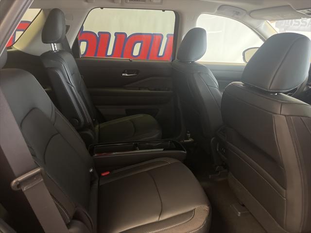 new 2025 Nissan Pathfinder car, priced at $49,835