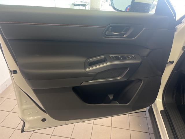 new 2025 Nissan Pathfinder car, priced at $46,505