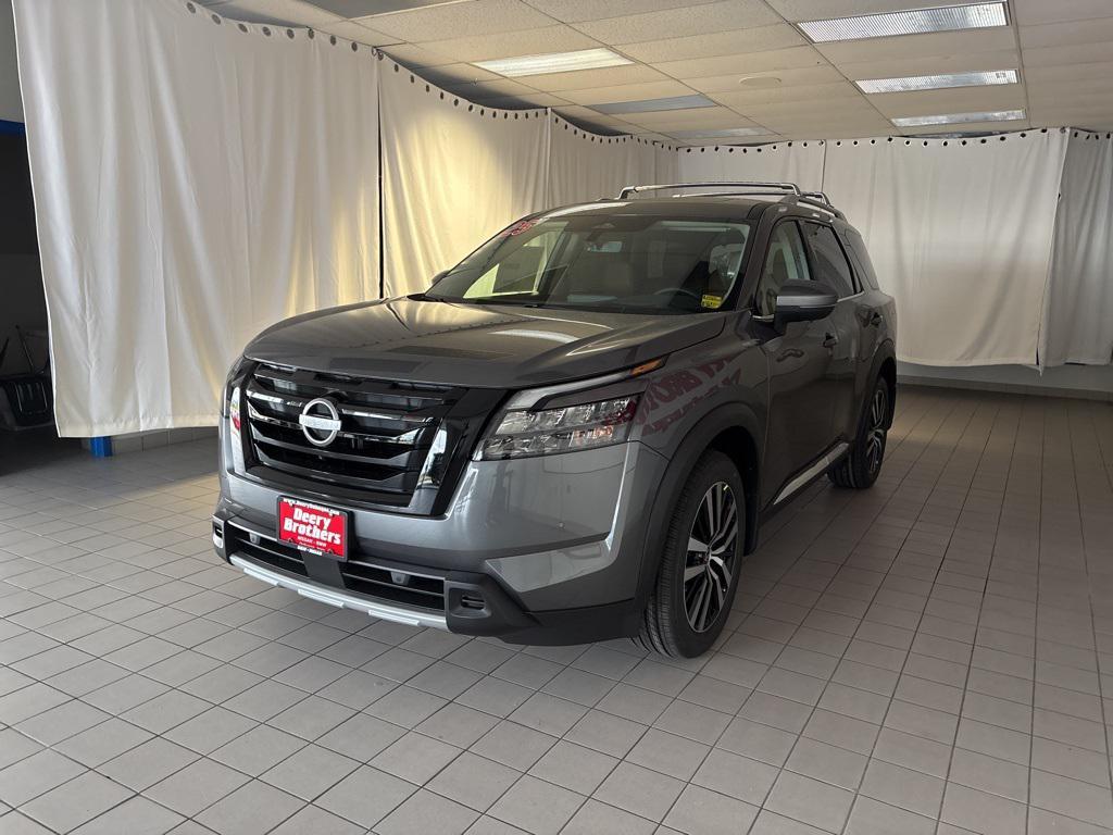 new 2025 Nissan Pathfinder car, priced at $47,915
