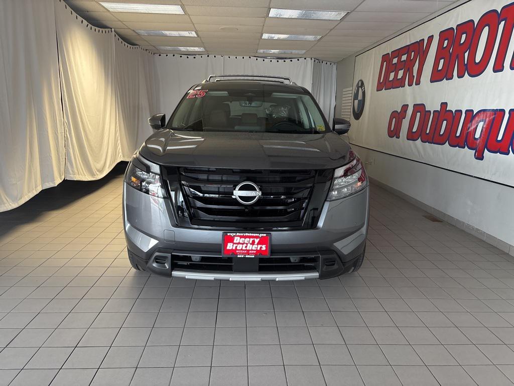 new 2025 Nissan Pathfinder car, priced at $47,915