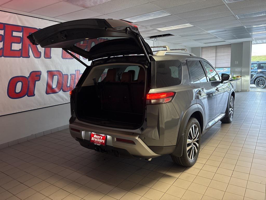 new 2025 Nissan Pathfinder car, priced at $47,915