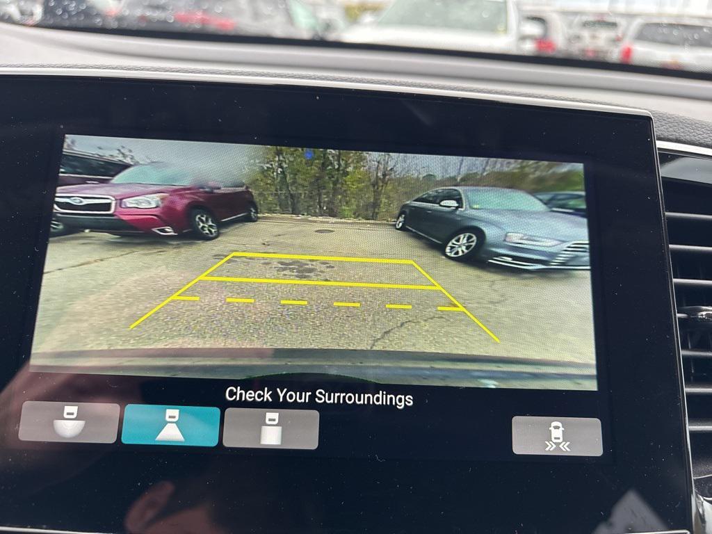 used 2021 Honda Pilot car, priced at $28,684