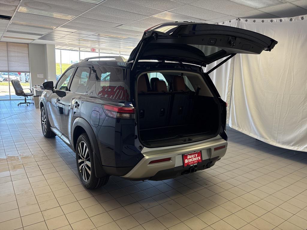 new 2025 Nissan Pathfinder car, priced at $47,050