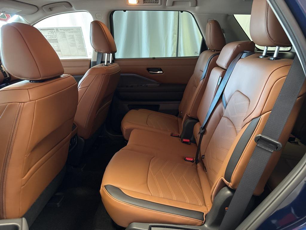 new 2025 Nissan Pathfinder car, priced at $47,050