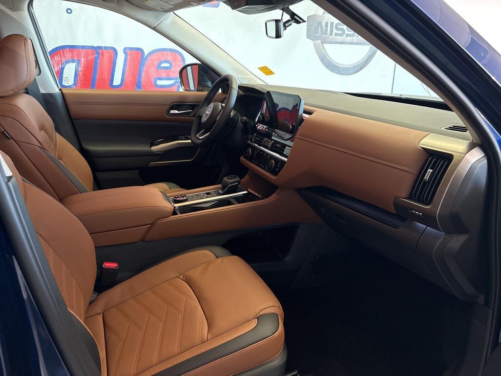new 2025 Nissan Pathfinder car, priced at $47,050