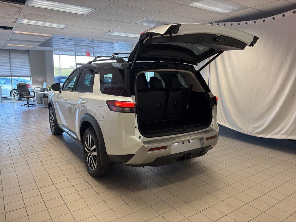 new 2025 Nissan Pathfinder car, priced at $50,895