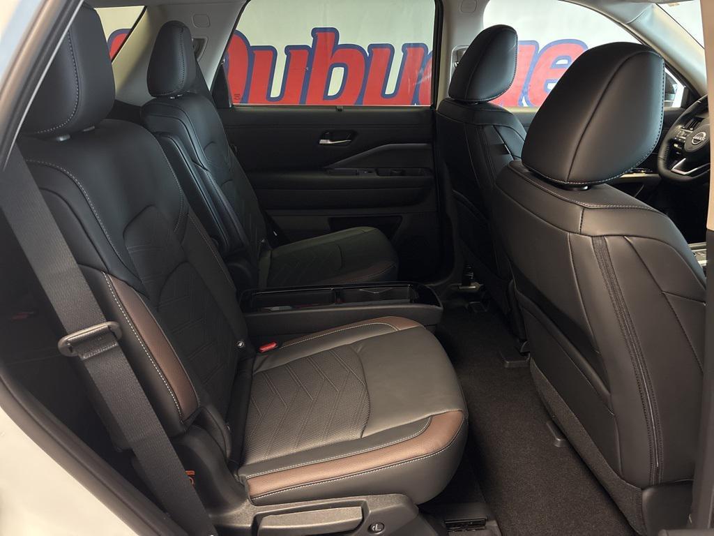 new 2025 Nissan Pathfinder car, priced at $50,895