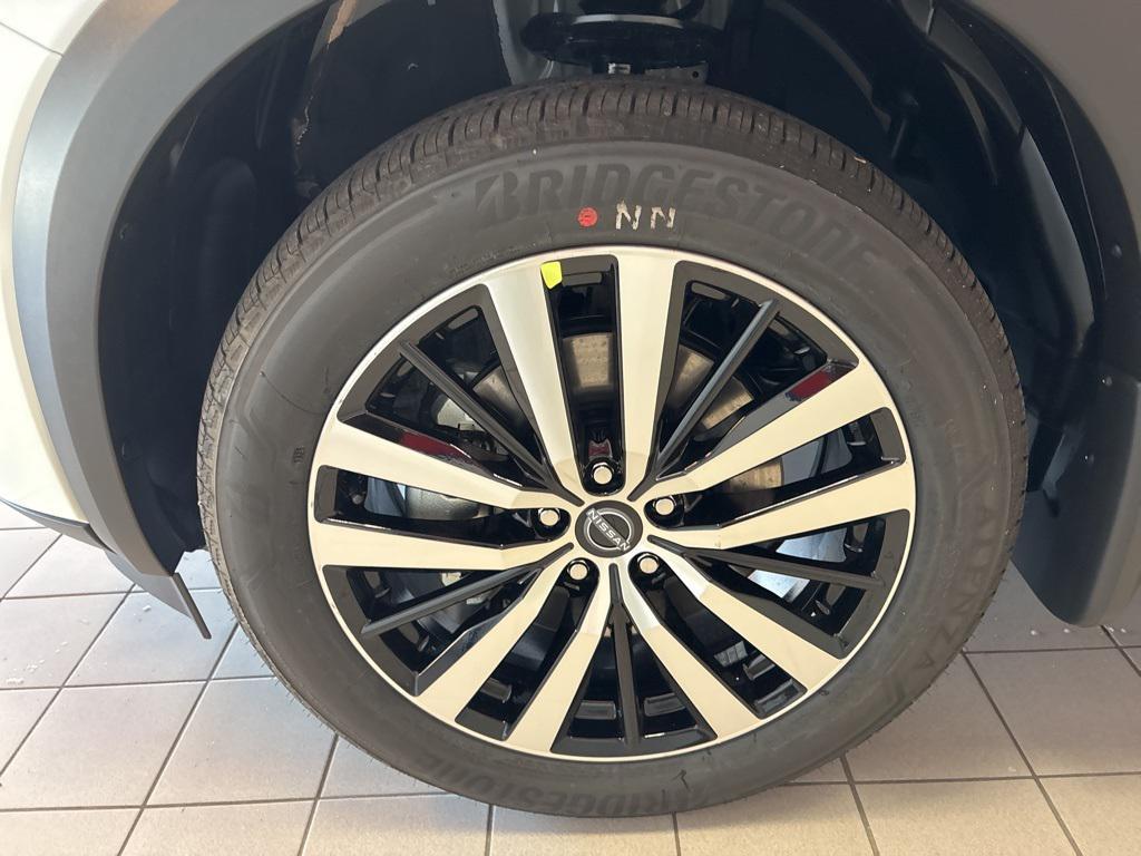 new 2025 Nissan Pathfinder car, priced at $49,445