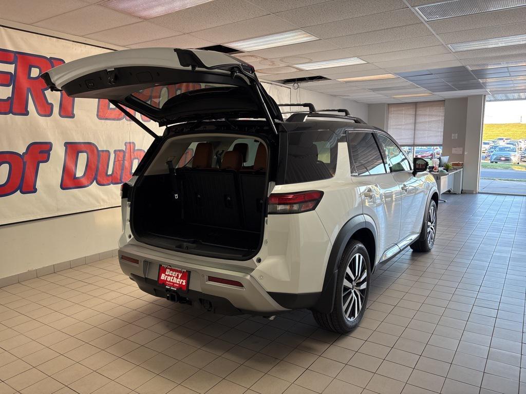 new 2025 Nissan Pathfinder car, priced at $49,445