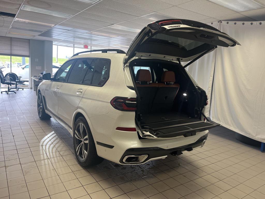 new 2026 BMW X7 car, priced at $103,635