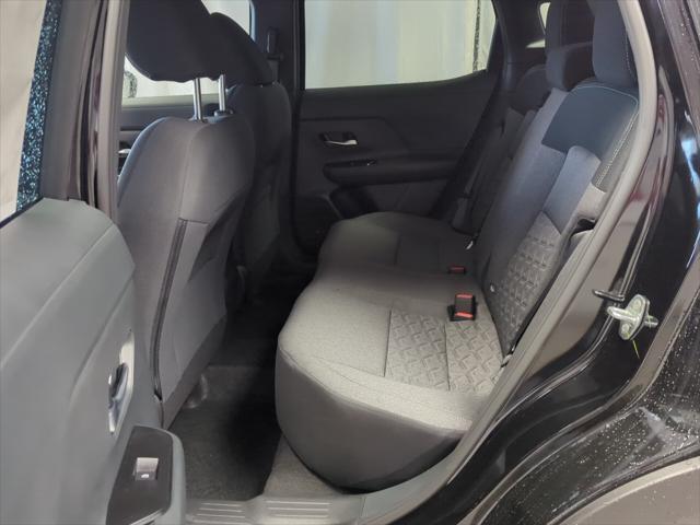 new 2025 Nissan Kicks car, priced at $26,617