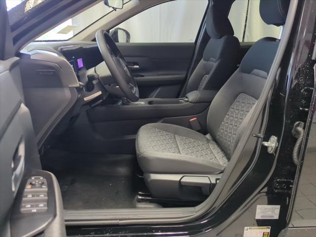 new 2025 Nissan Kicks car, priced at $26,617